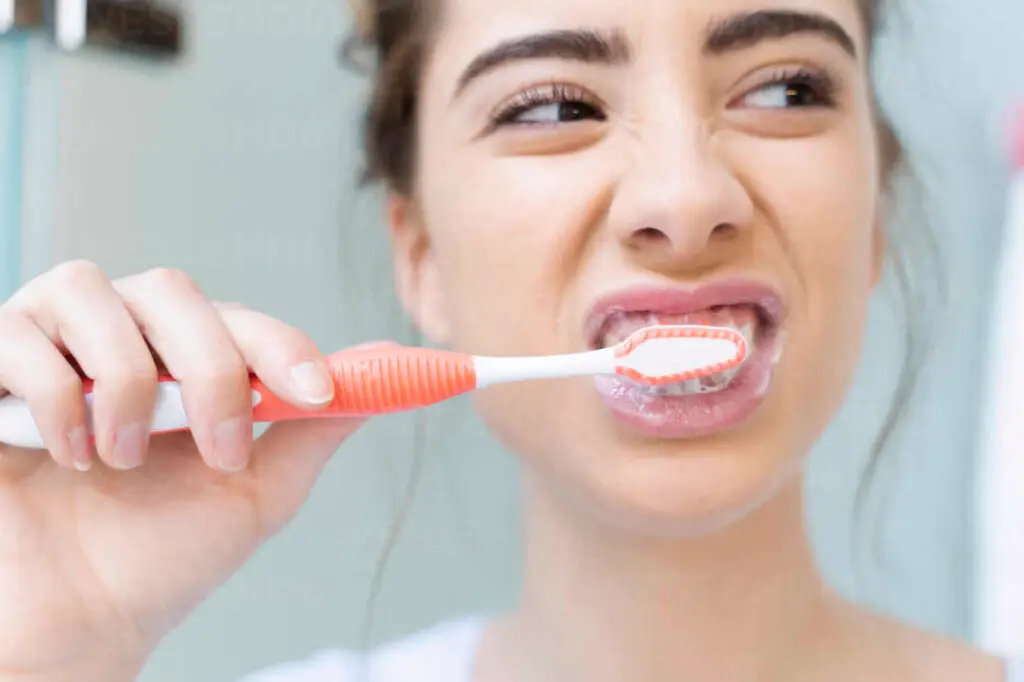 deep cleanning srp braces extraction tooth extract pulled out partial dentures removable root canal dentures composite resin inlay onlay bridge crowns Invisalign clear aligners teeth reshaping gummy smile botox bonding teeth whitening miami best dentist straight teeth white teeth perfect teeth beautiful smile veneers smile design veneers